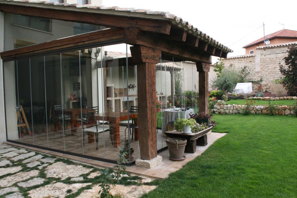 La Posada De Las Casitas Ampudia Exteriör bild